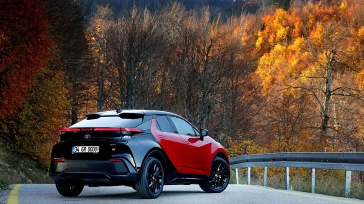 Yeni Toyota C-HR Hybrid GR SPORT Türkiye'de satışta: İşte fiyatı