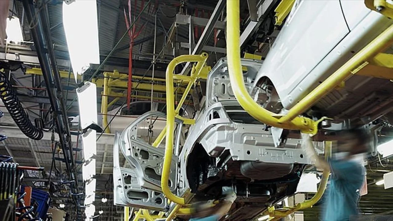 AB Komisyonu: İçten yanmalı yanmalı motorlu araç satış yasağı yeniden değerlendirilmeli