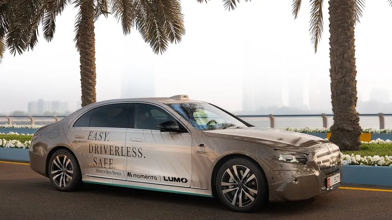 Yeni Mercedes S-Serisi sürücüsüz taksi hizmeti verecek