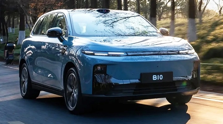 Opel, Çinli Leapmotor B10'u kendi logosuyla satmayı düşünüyor