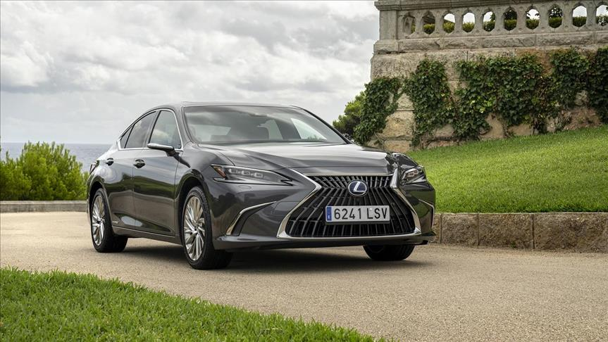 Lexus ES sedan, 3 milyondan fazla satış adedine ulaştı