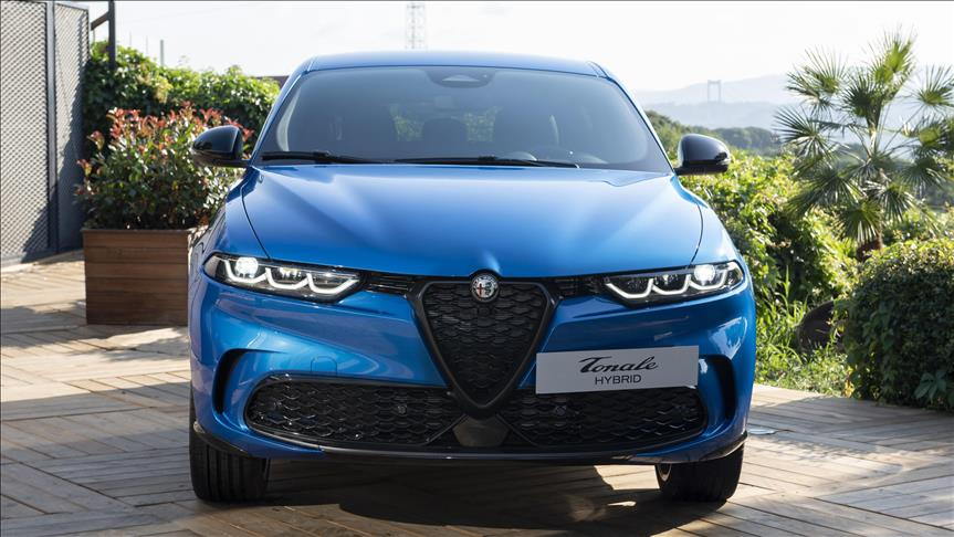 Alfa Romeo'nun kompakt SUV'u "Tonale" Türkiye'de ön satışa sunulacakv