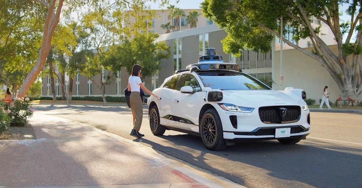 Waymo'nun sürücüsüz taksileri şimdi de korna yüzünden şikayet ediliyor