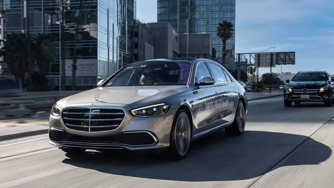 Mercedes-Benz'den 'Teslavari' hamle! Otonom sürüş için büyük adım!