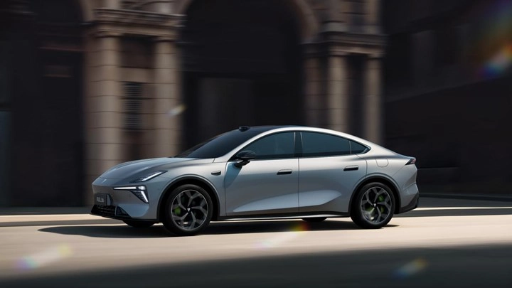 Changan Deepal L06 tanıtıldı: Dünyanın ilk 3nm kokpit çipine sahip