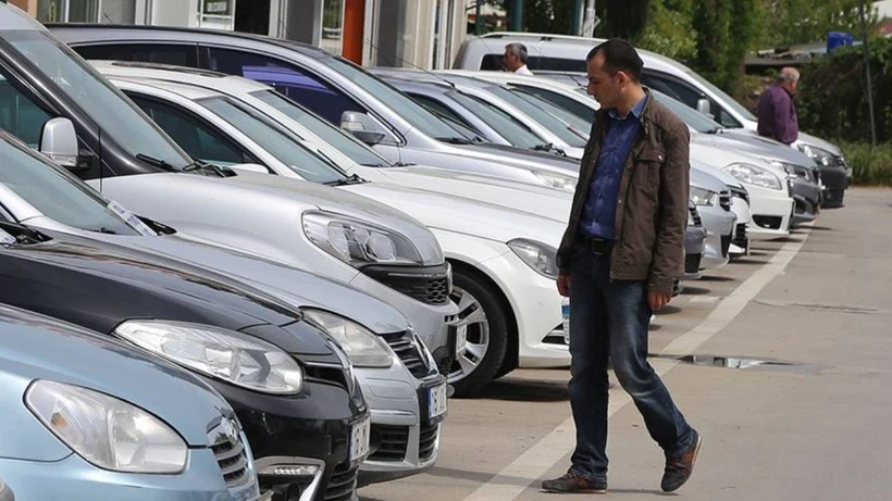 Otomobil reel fiyatlarındaki yıllık negatif değişim sürüyor
