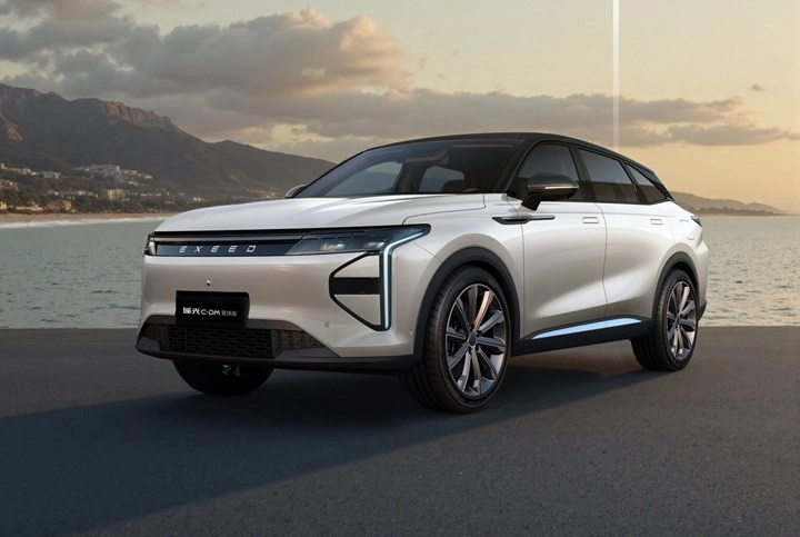 Chery'nin PHEV modeli Exeed Yaoguang C-DM Global Edition tanıtıldı