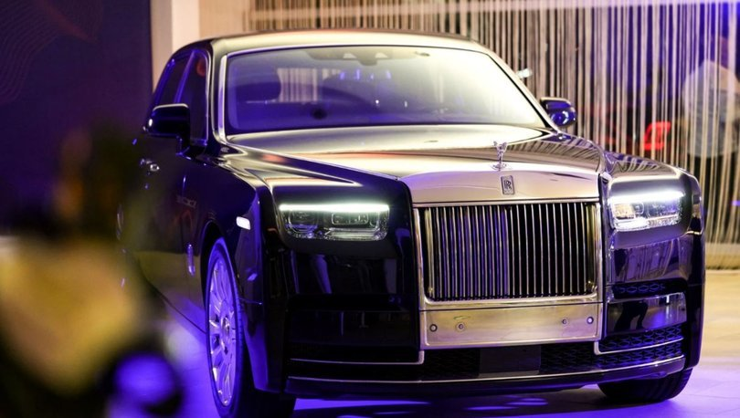 Rolls-Royce'un 2023 modelleri daha gelmeden tükendi