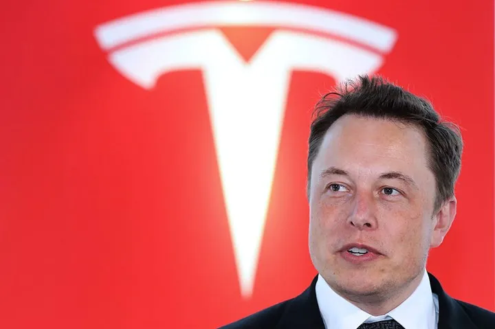 Tesla yatırımcıları kazan kaldırdı: "Şirkete Steve Jobs gibi biri gerek"