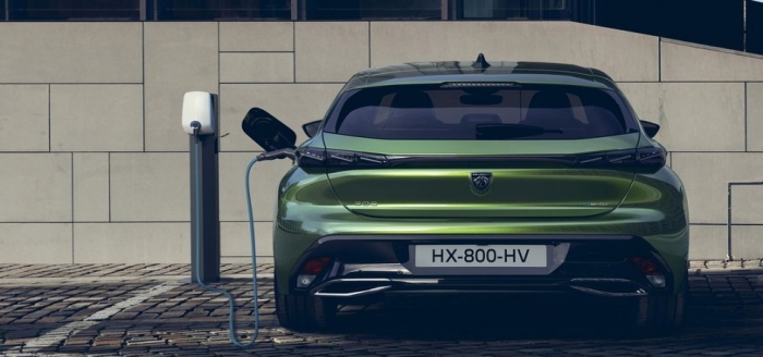 Otomobillerinin yüzde 70'i elektrikli olacak