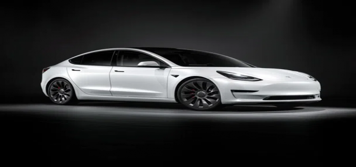 Tesla Model 3, 2021'de Avrupa'da en çok satılan elektrikli araç olmaya çok yakın