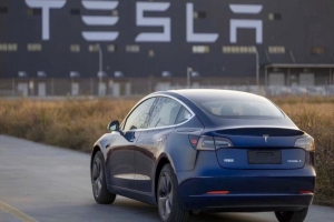 Tesla Çin'de uzun menzilli elektrikli otomobil üretecek