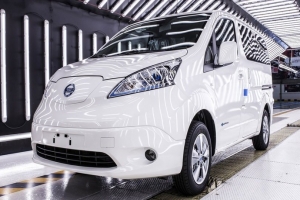 Nissan İspanya tesisini 1.7 milyar dolara kapatacak