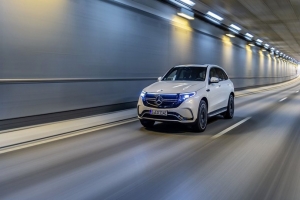 '2022'ye kadar tüm modellerde elektrikli alternatif olacak'