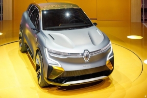 Renault otomobillerinin hızını 180 km/s ile sınırlayacak