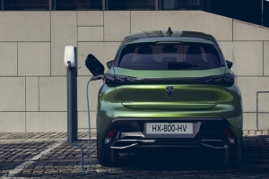 Otomobillerinin yüzde 70'i elektrikli olacak