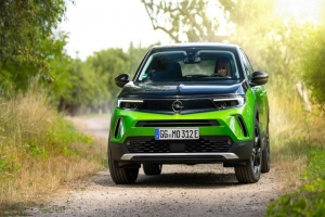 Opel Avrupa'da sadece elektrikli otomobil satacak