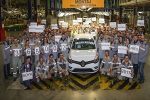 Oyak Renault 2017’de üretim rekorları kırdı