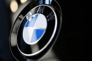 BMW'nin iki modeline Altın Direksiyon Ödülü