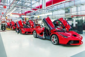 İtalyan devi Ferrari tarih verdi!