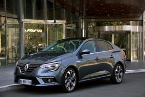 Megane Sedan yeni motoruna kavuştu! İşte fiyatı