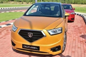 MÜSİAD üyeleri KKTC'nin yerli otomobili Günsel'i test etti