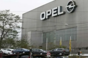 Opel, ilk Vivaro-e HYDROGEN’i üretim bandından indirdi