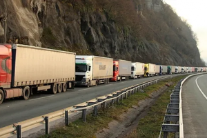 Sırbistan ile ikili ve transit taşımalarda engeller kalkıyor