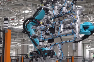 Togg’da robotlar provalara başladı