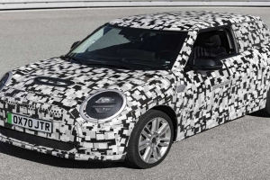 2023 Mini hatchback'e dair teaser görüntüleri yayınladı