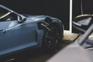 Audi şarj merkezi konseptini tanıttı