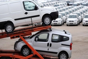 Ticari araç ihracatı 4 ayda yüzde 2 arttı