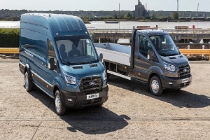 Yeni 5 tonluk Ford Transit ‘van’ ve ‘kamyonet’ Türkiye’de