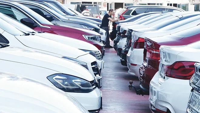 Otomotiv sektörü piyasada yavaşlama bekliyor