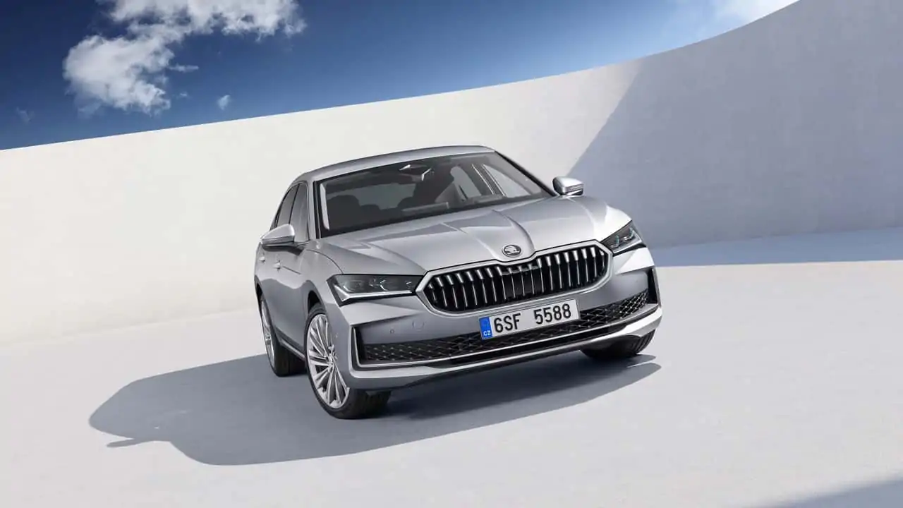 Yeni Skoda Superb resmen tanıtıldı!