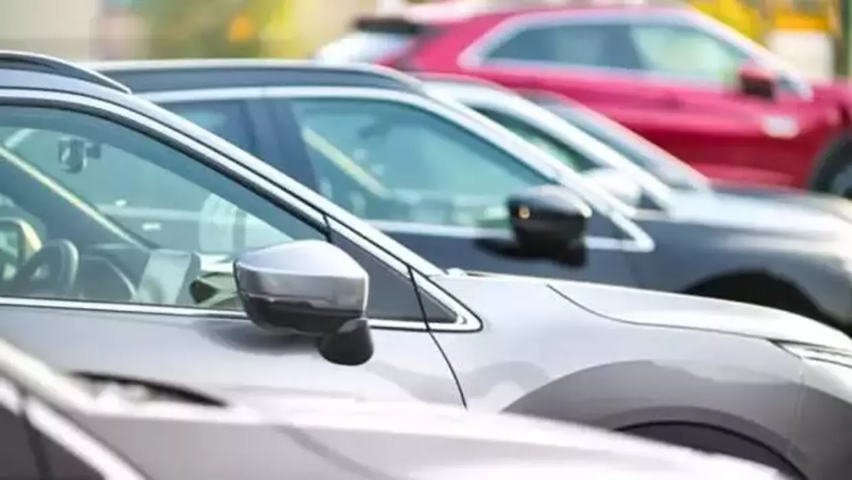 İkinci el otomobilde fiyatlar düştü