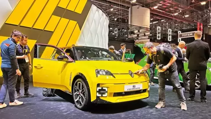 Renault, Çinlilerin karşısına elektriklisiyle dikildi