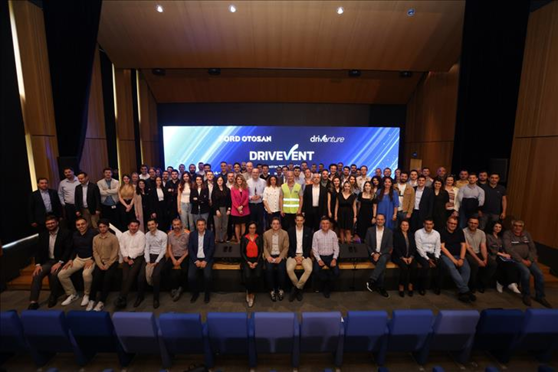 Ford Otosan, "Drivevent" etkinliklerinde girişimcilerle bir araya geldi