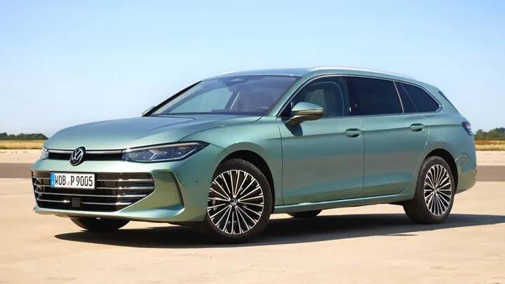 2024 Volkswagen Passat tanıtıldı: Daha büyük gövde, şarj edilebilir hibrit versiyonlar