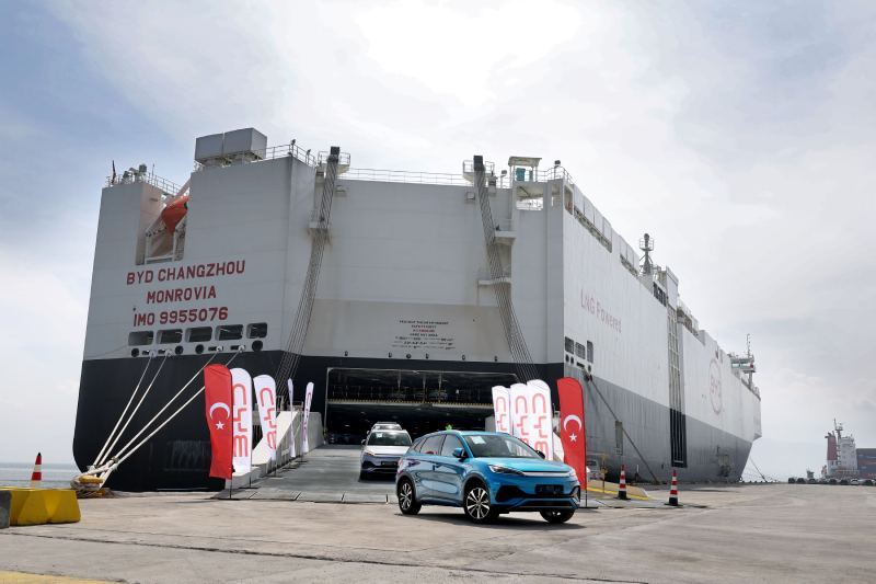 Çin EV ihracatı dünyada düşerken, Türkiye’de artıyor