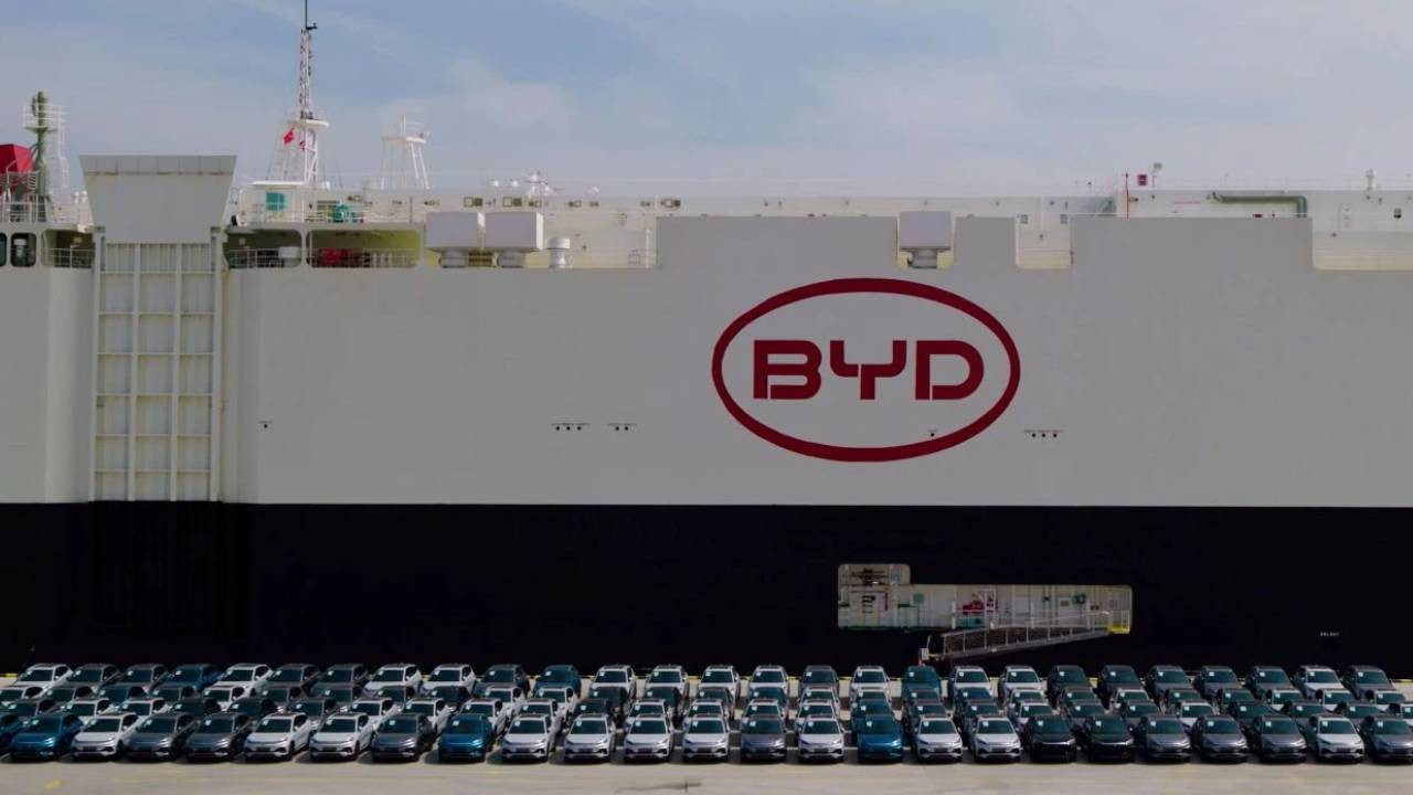Türkiye'de BYD yarışı: Dev gemideki tüm araçlar satıldı!