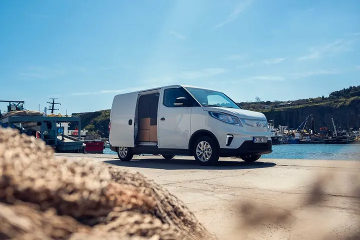 %100 elektrikli hafif ticari Maxus e-Deliver 3 Türkiye'de: İşte fiyatı ve özellikleri