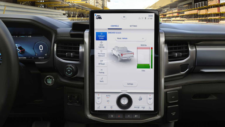 Ford tasarımcısı GMC Sierra EV’nin iç mekanını eleştirdi