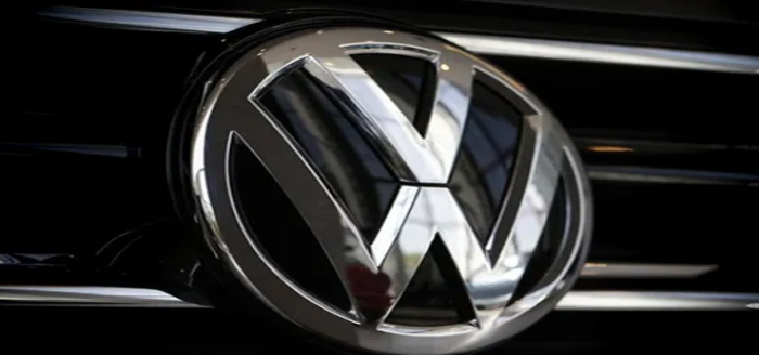 Volkswagen’den Tesla ile rekabet atağı: Avrupa'da devasa batarya fabrikaları kuracak