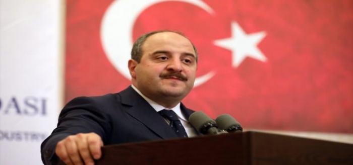 Bakan Varank müjdeyi verdi! Yerli otomobil görücüye çıkıyor