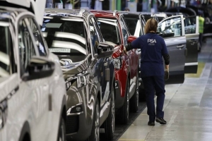 Dünyanın dördüncü büyük otomotiv şirketinin logosu belirlendi