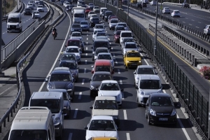 Otomotivcilerden ÖTV için 'geçiş süreci' talebi