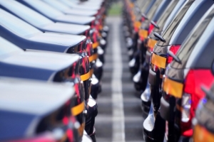 Otomotiv pazarı yılın ilk yarısında yüzde 9 daraldı