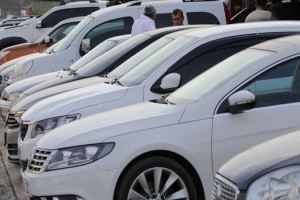 Piyasada araç yok! En az iki ay sonra teslim için sıra yazdılar