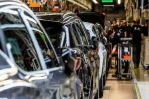 Otomotivde krizin reçetesi 'çip' ve 'aşı'!